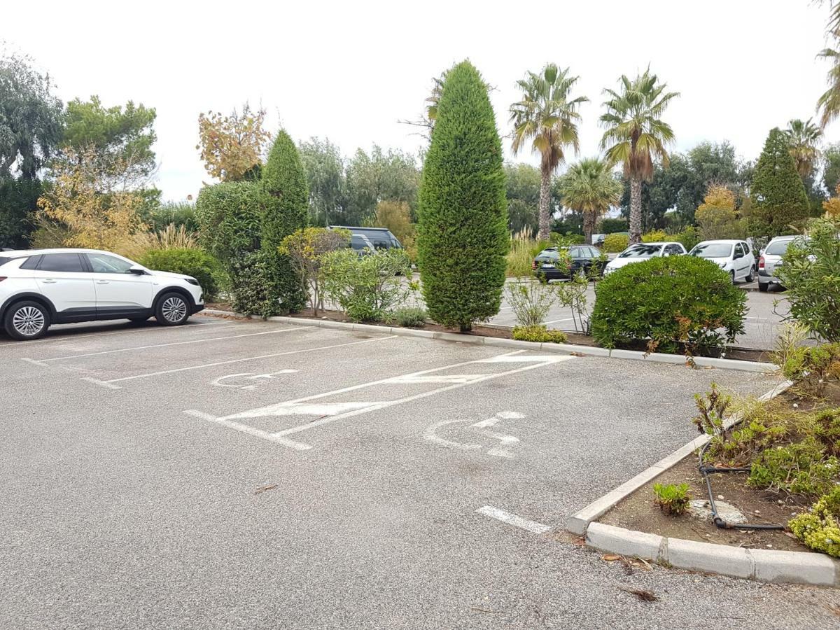 Les Ecrins De La Badine - Hameaux Apartman Hyères Kültér fotó